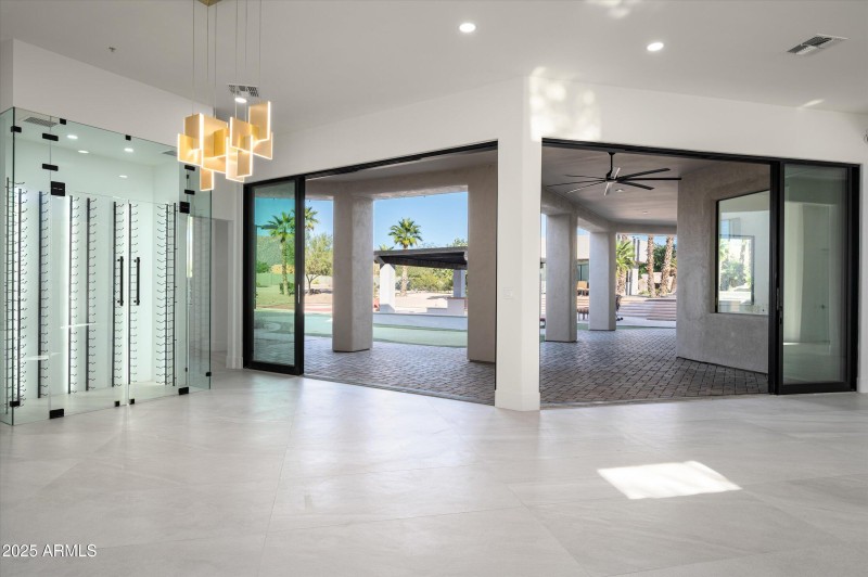 20-12816ETurquoiseAve-20