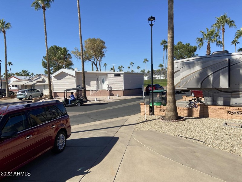 2D72403B-EDEE-4EA5-8E0F-57D9DF6C2AC2