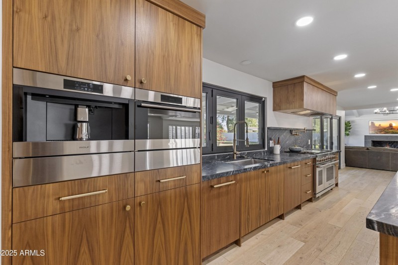 Wolf Built-In Systems