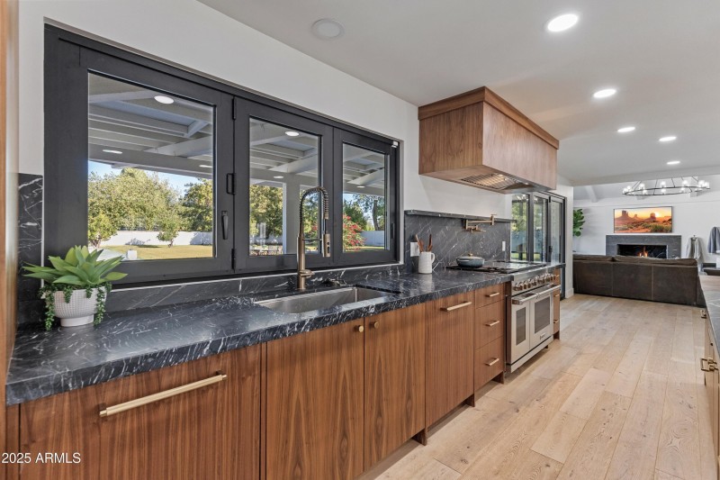 Accordion Window Closed