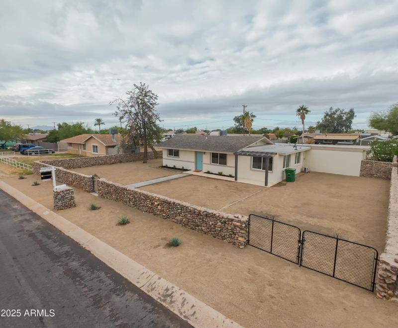 E9672FDC-39CF-4654-9F0C-1550D7DA95D3