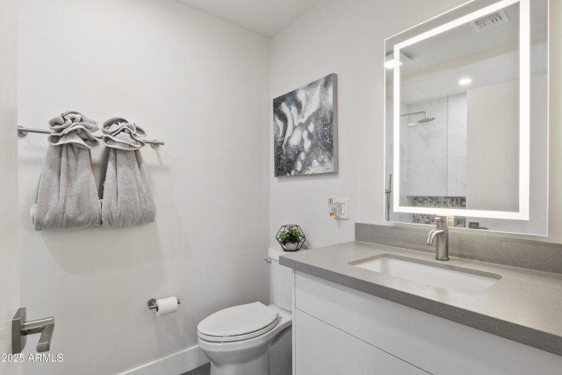 2nd bathroom upstairs