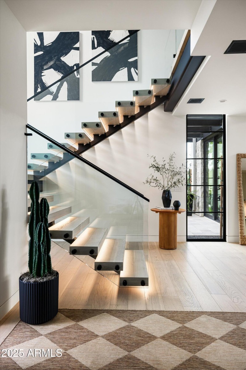 012-5715 E Monterosa St Phoenix_12