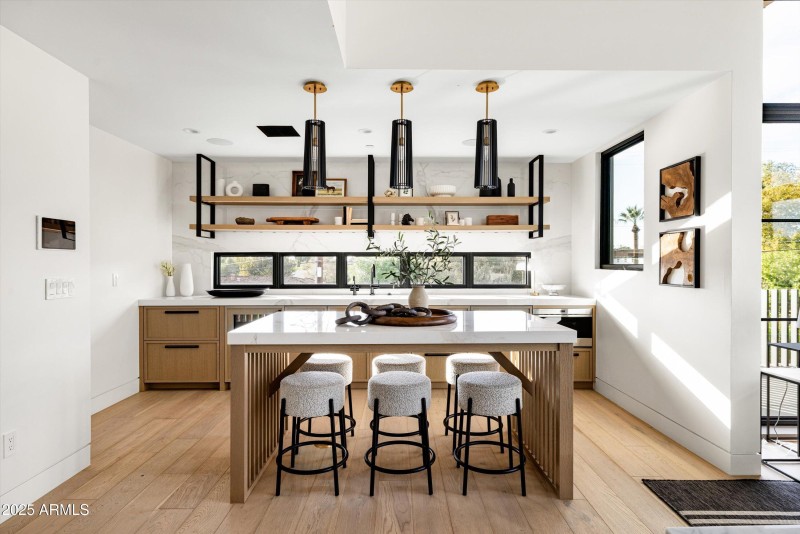 070-5715 E Monterosa St Phoenix_70