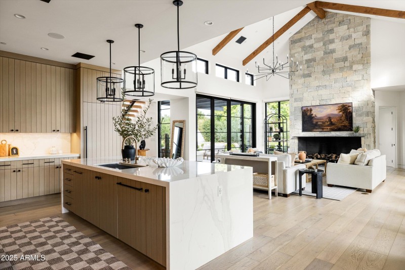 015-5715 E Monterosa St Phoenix_15