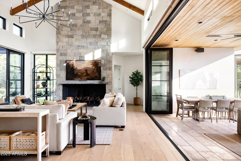 027-5715 E Monterosa St Phoenix_27