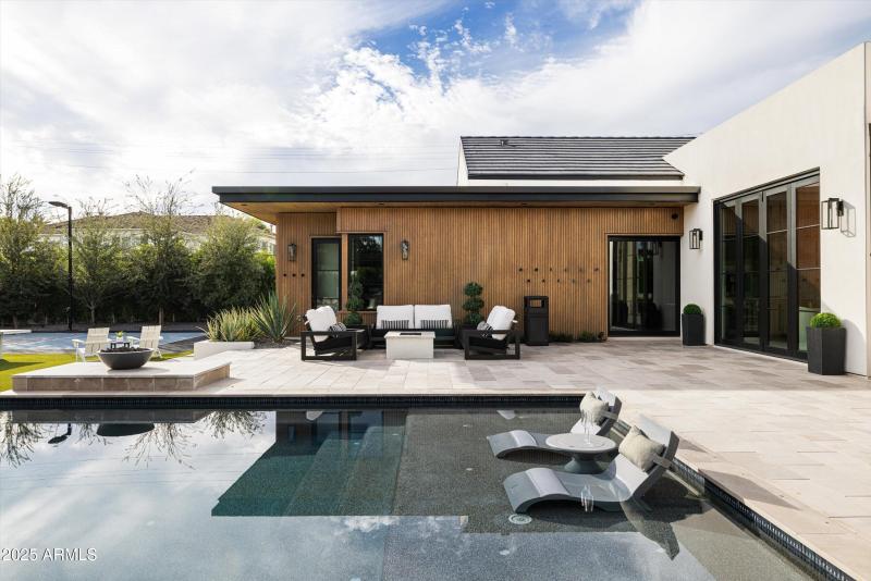 089-5715 E Monterosa St Phoenix_89