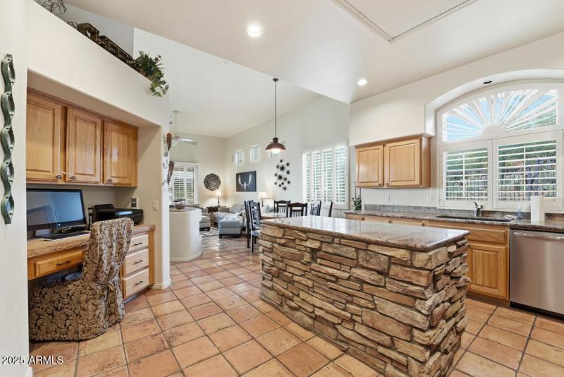 12202 N. 138th St-17