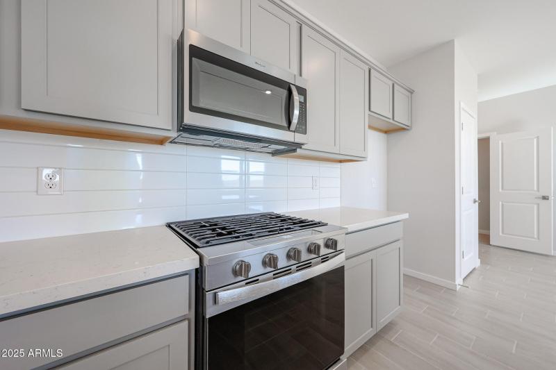 13_Oak_New-Home_Quick-Move-in_Buckeye_AZ