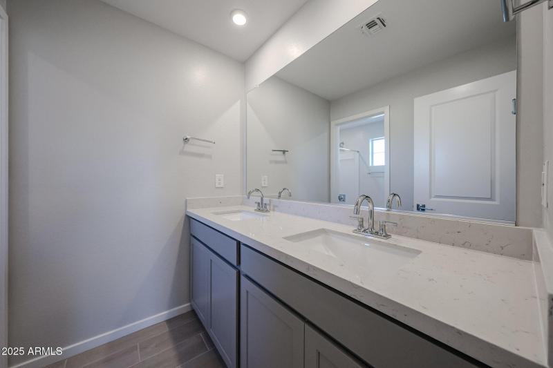 30_Oak_New-Home_Quick-Move-in_Buckeye_AZ