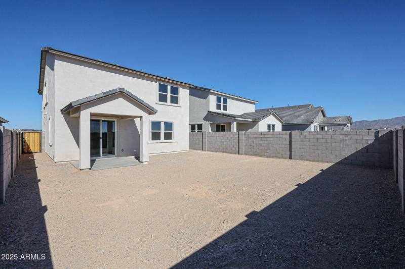 33_Oak_New-Home_Quick-Move-in_Buckeye_AZ