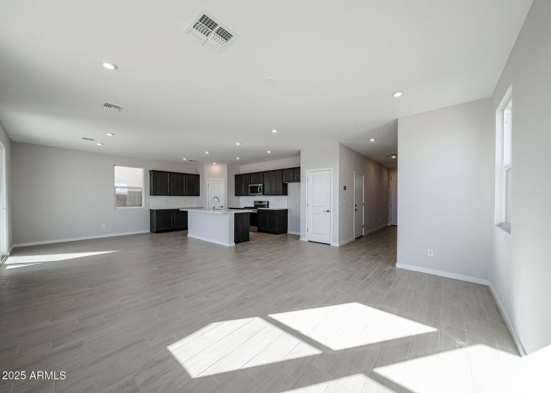 09_Buckeye_Home-for-Sale_Century-Communi