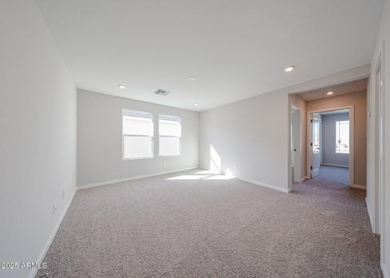 18_Buckeye_Home-for-Sale_Century-Communi