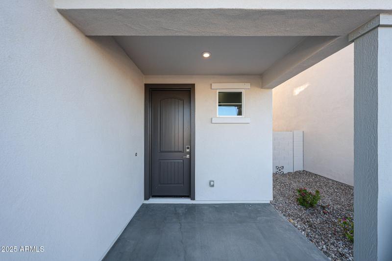 05_2-story-home-with-view_for-sale_Arizo