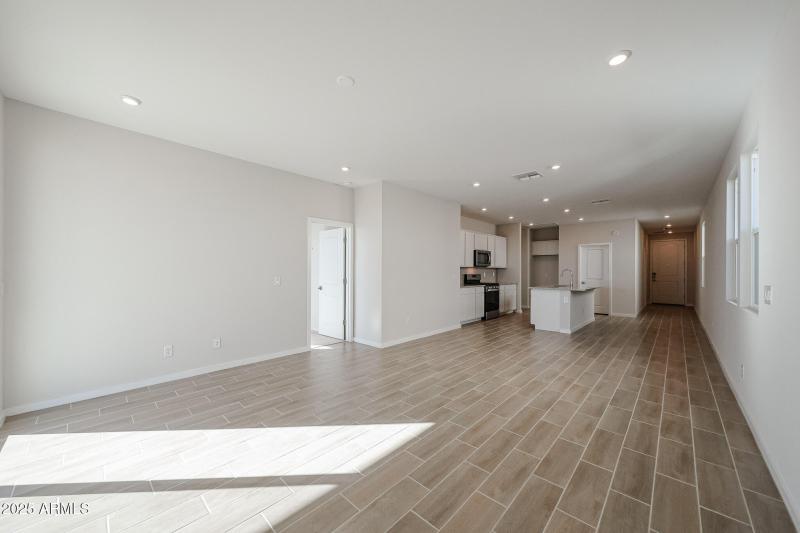 07_New-Move-in-Ready-Home_Teravalis_Buck