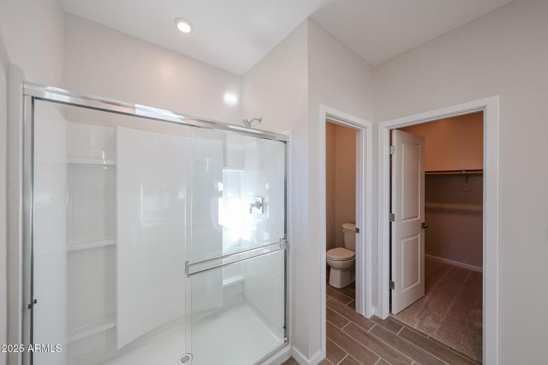 26_New-Move-in-Ready-Home_Teravalis_Buck