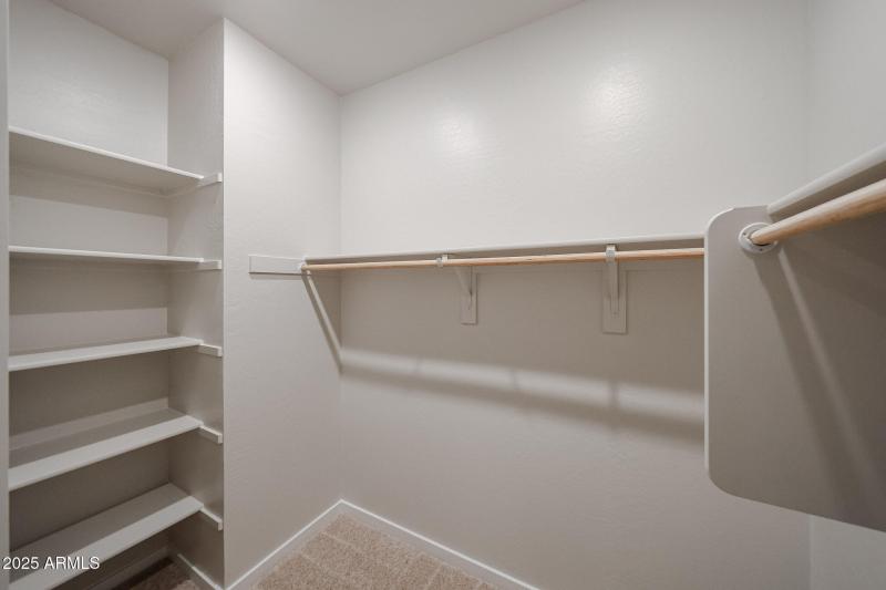 29_New-Move-in-Ready-Home_Teravalis_Buck