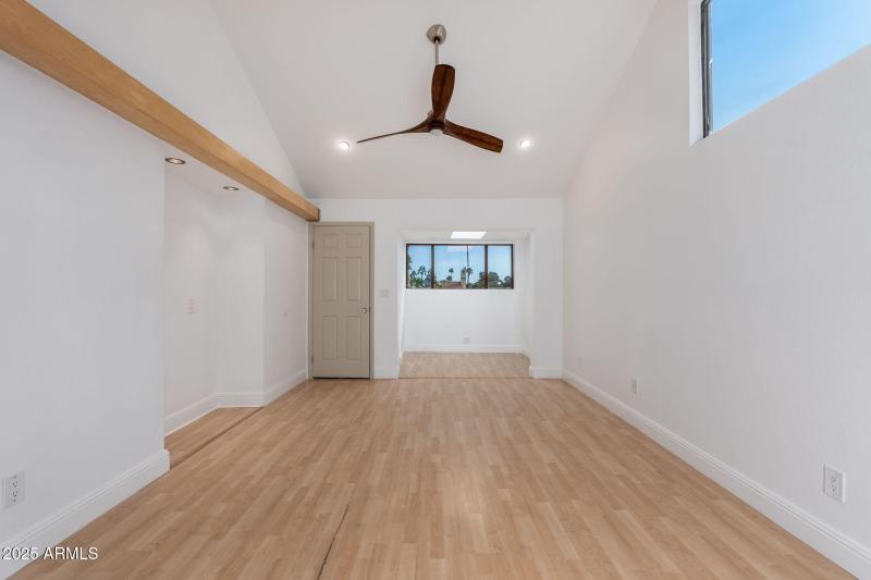 9709 E Mountain View Rd UNIT 2705 - 16