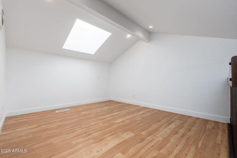 9709 E Mountain View Rd UNIT 2705 - 31