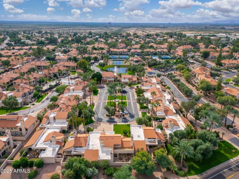 9709 E Mountain View Rd UNIT 2705 - 43