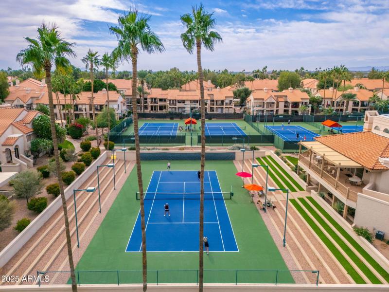 The Racquet Club - 03