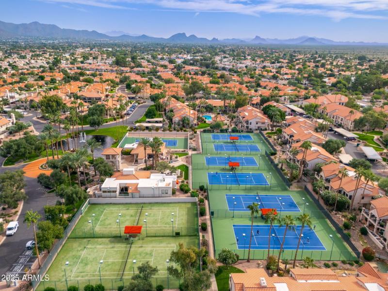 The Racquet Club - 10