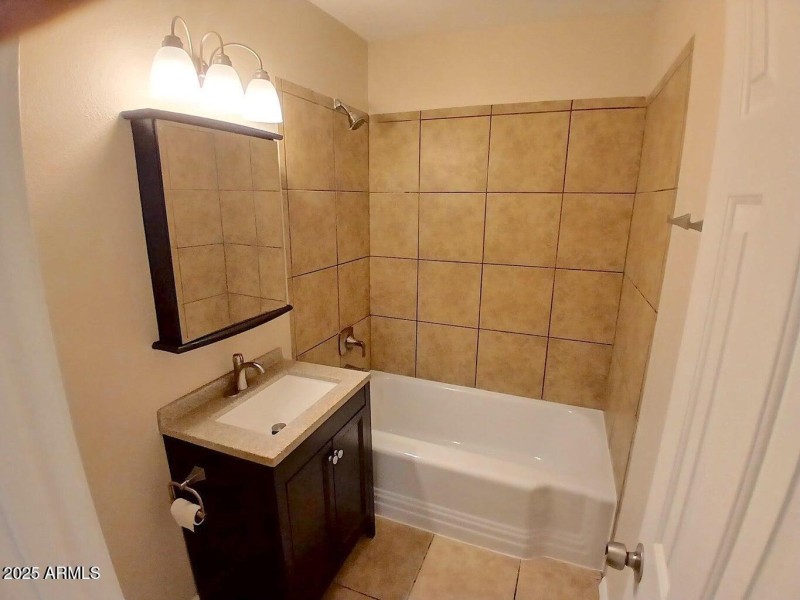 20251013213504598343000000-o