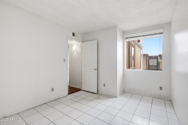 25_photo nov 14 2025, 11 44 56 am (1)