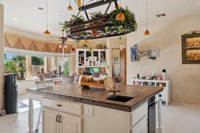 33-web-or-mls-16625-e-last-trail-dr