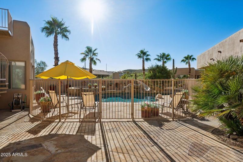 63-web-or-mls-16625-e-last-trail-dr