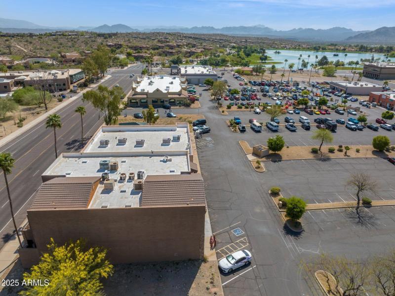 36-web-or-mls-16901-e-palisades-blvd