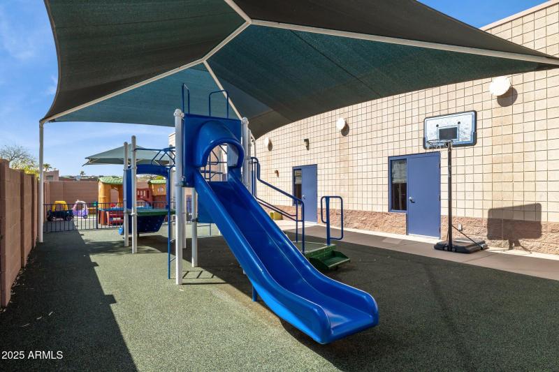 23-web-or-mls-16901-e-palisades-blvd