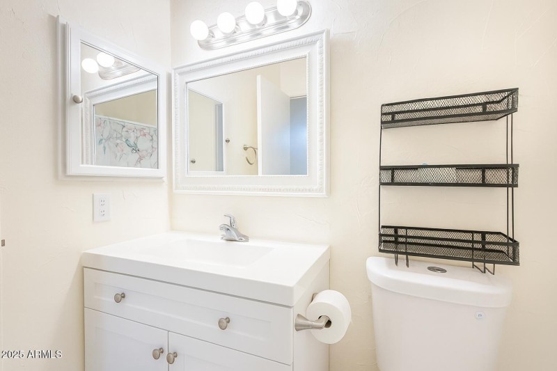 3511 E BASELINE RD 1213