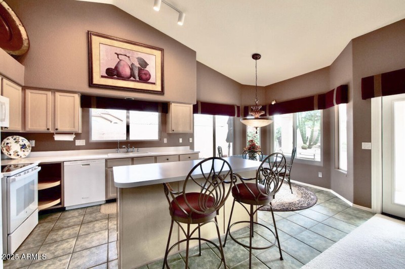 A9835DA6-33BB-4A50-8BC5-556F484BB35D