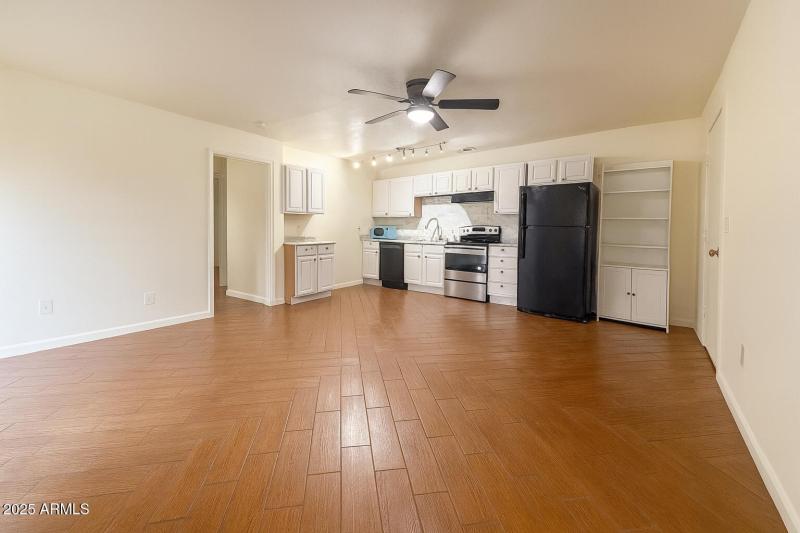 3511 E BASELINE RD 1213