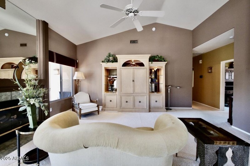 BDDC2911-27C2-41AE-984E-DD70EA2E015F_1_1