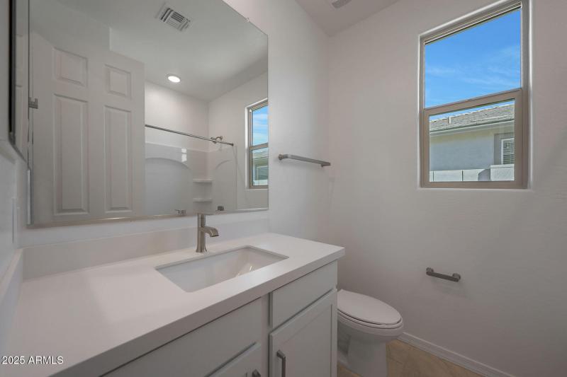 PHX_Empire_Lot 9068_Copper_23017_bath2