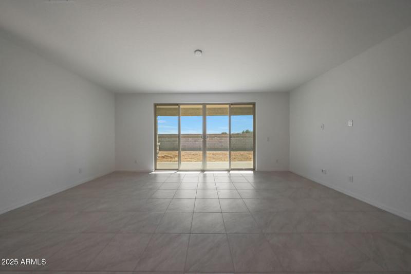 PHX_Empire_Lot 9068_Copper_23017_Greatro