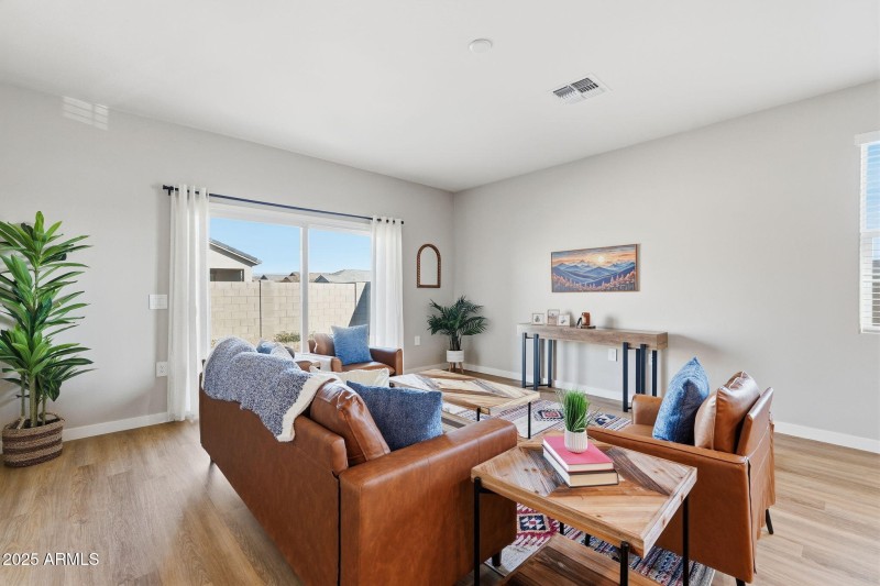 6-web-or-mls-006_ListerPros