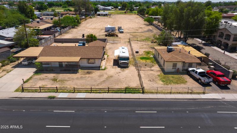 7239N51stAve_Photo-20