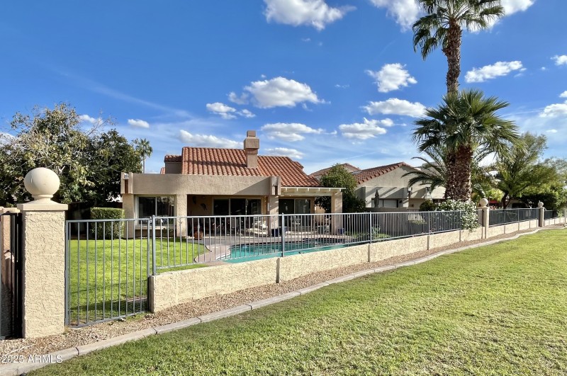 back yard from common area