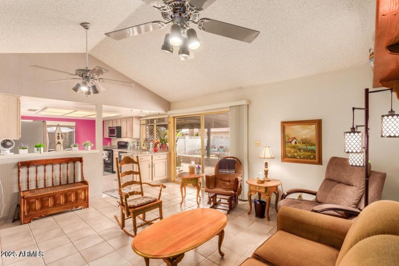 20221123214918273658000000-o