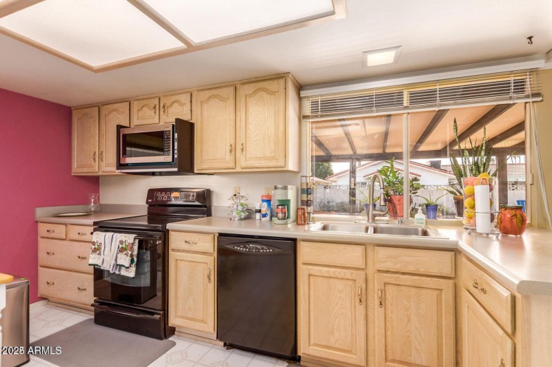 20221123214925020056000000-o