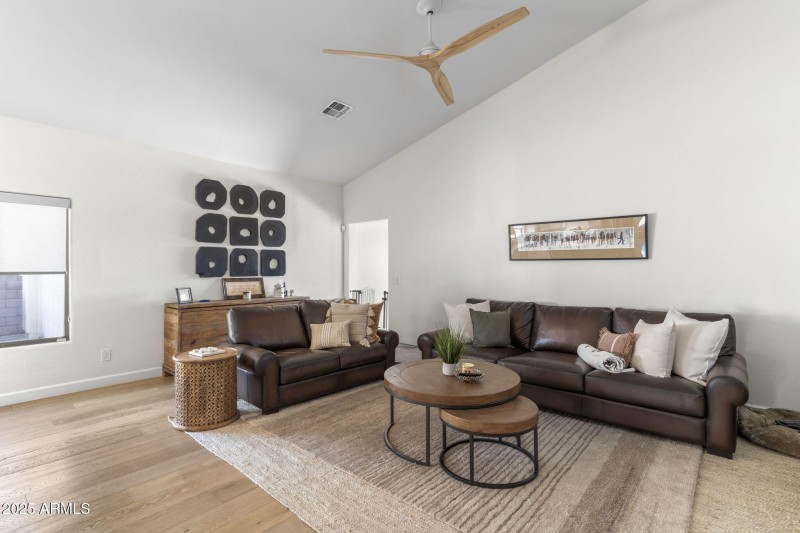 16-web-or-mls-CL100246-A