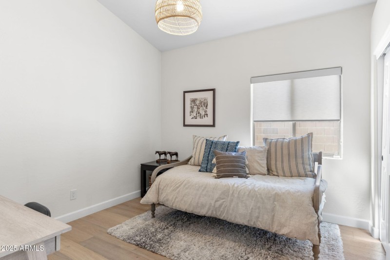 25-web-or-mls-CL100181-A