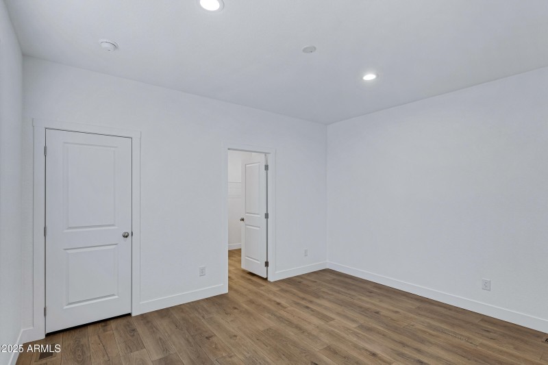 36512 W Whitton Ave-14