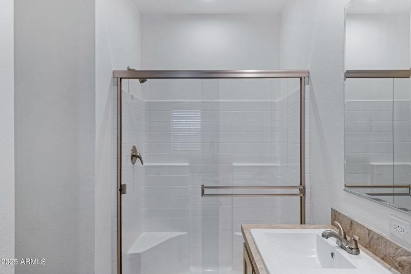 36512 W Whitton Ave-16