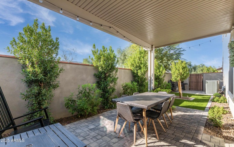 Screenshot 2025-11-18 at 9.31.53AM