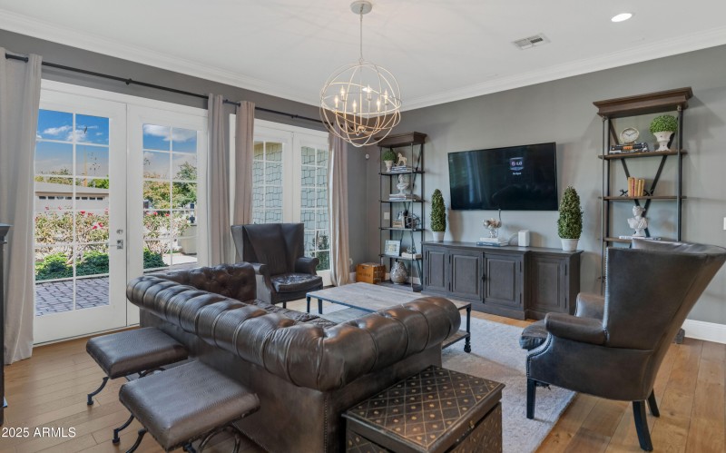 3319 E Medlock Dr-print-007-023-TOD1535-