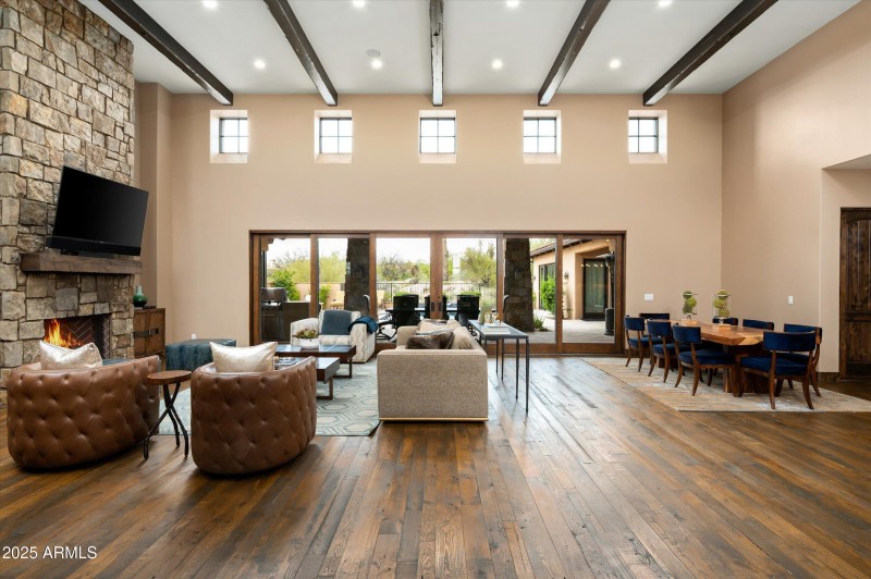 06-8454ELeaningRockRd-6